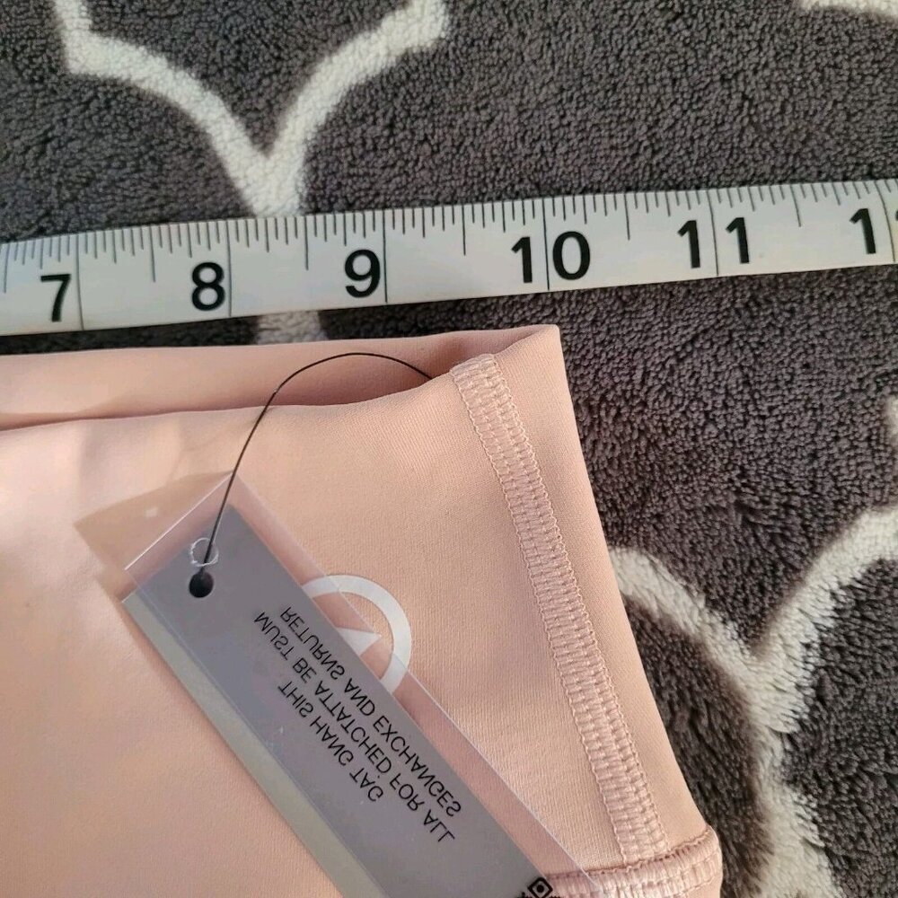 High-Waist Light Pink Leggings - Picture 4 of 8